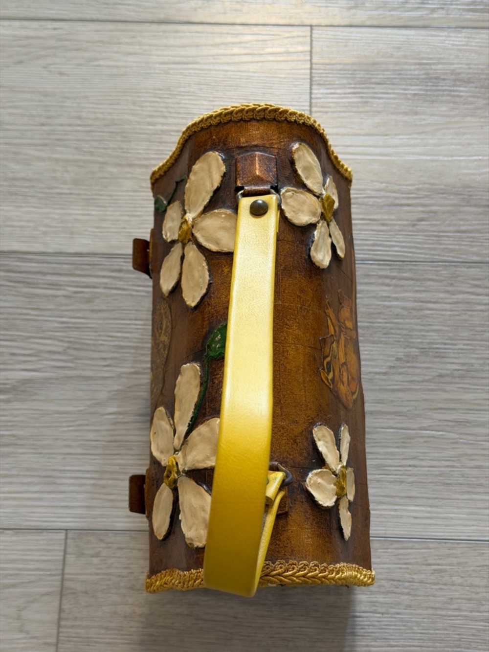 VTG Box Purse Metal Handbag Decoupaged Owl Hand Painted 3D Flowers Yellow Hippie - Picture 7 of 16